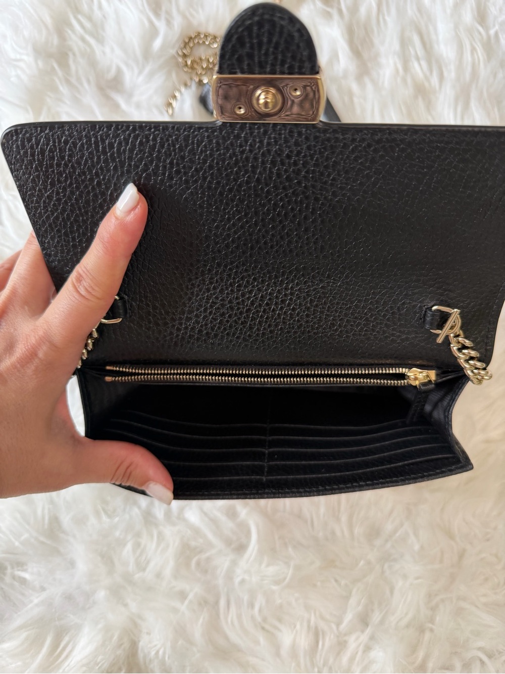 GUCCI INTERLOCKING G WALLET ON CHAIN Grained Leather - Picture 5 of 12